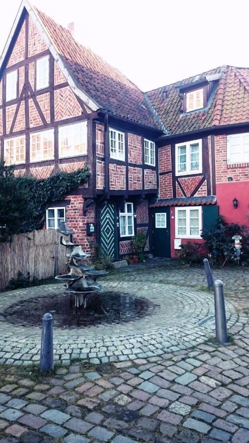 Ferienwohnung An Der Nicolaikirche Lüneburg Exteriör bild